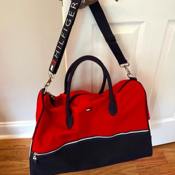 Tommy Hilfiger Other - Tommy Hilfiger Duffel/Travel bag - Like New